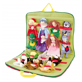   Poppenkastpoppen in een stofvrije tas