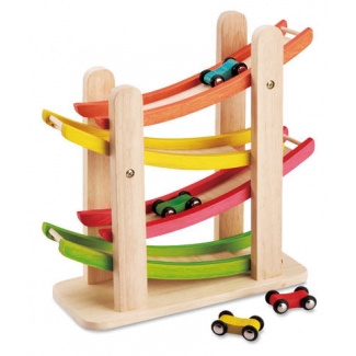 Auto ZigZag van EverEarth