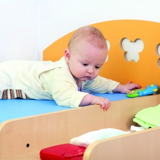    Aankleedmeubel Vlinder incl. aankleedmatras