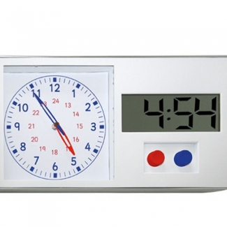  Analoge en digitale klok in 