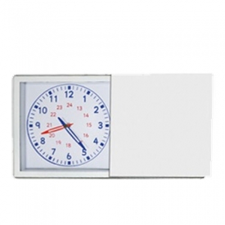  Analoge en digitale klok in 