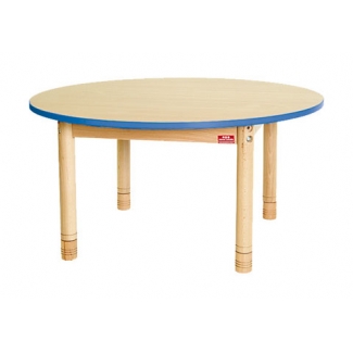 Ronde lage tafel met een blauwe rand