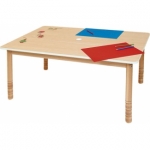 Tafel met opbergvak